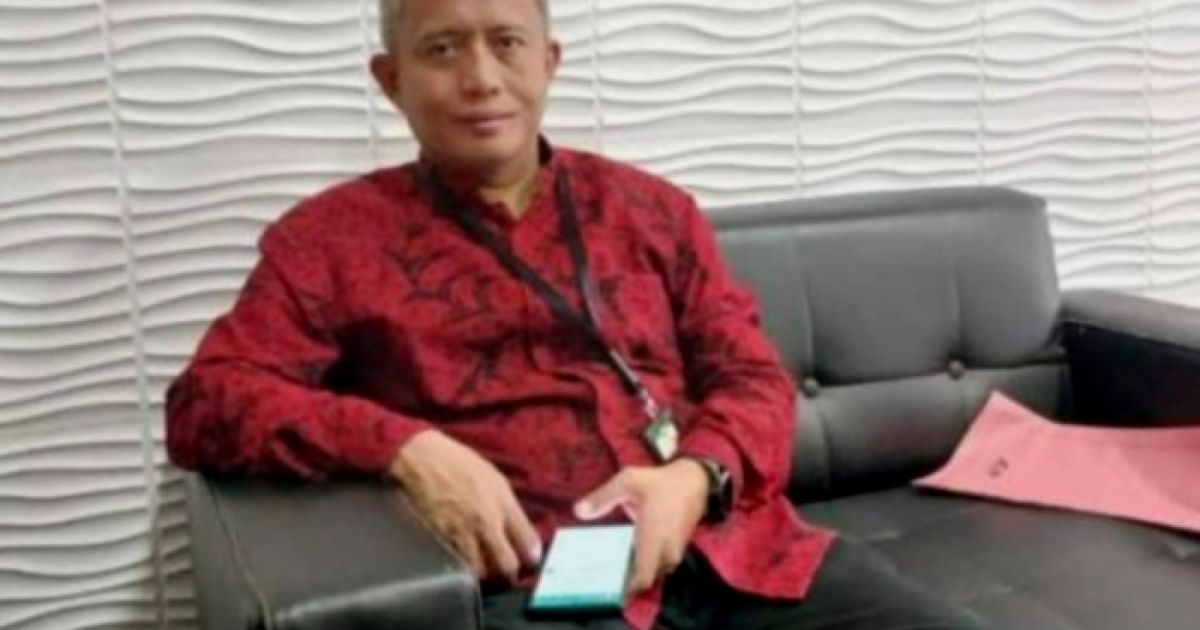 Direktur Utama BANK BPRS Bhakti Sumekar, H. Hairil Fajar. (Foto : liputan12).