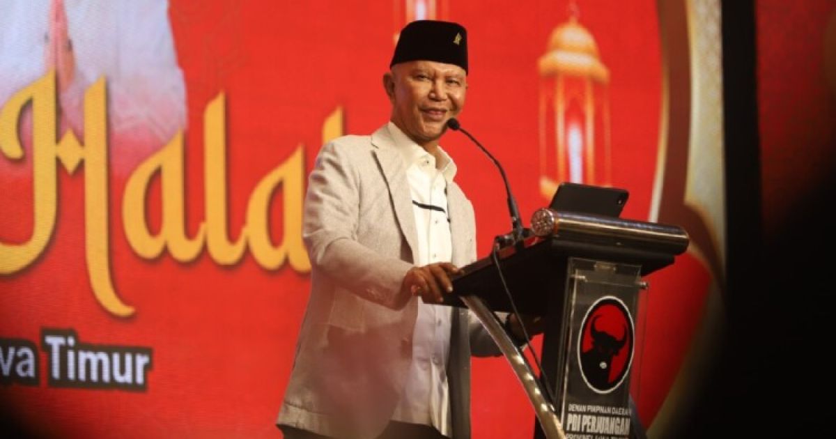 Ketua DPD PDI Perjuangan Jawa Timur MH. Ucap Abdullah saat memberikan Sambutan pada acara Halal Bihalal bersama Pengurus DPD Jatim PDI Perjuangan di Surabaya. (Foto : Istimewa).