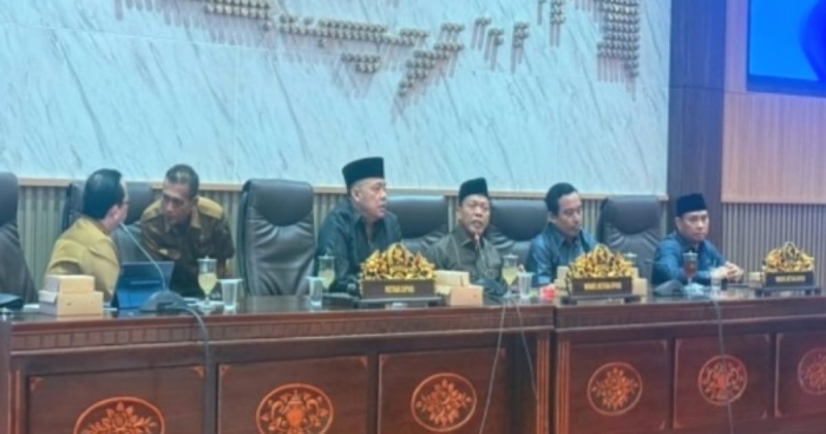 Ketidakhadiran Sekda dalam Rapat KUA-PPAS Berujung Mosi Tidak Percaya, Banggar DPRD Sumenep Tunda Pembahasan APBD 2027