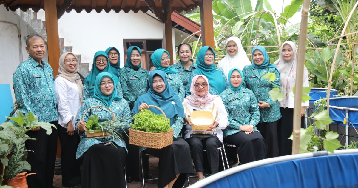 Ketua TP-PKK Kabupaten Bogor Eva Rudy Susmanto Ajak Kader Jadi Agen Ketahanan Pangan Keluarga Menuju Indonesia Emas 2045