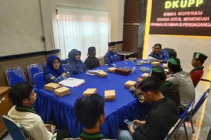 UMKM Dijadikan Aksesori Kebijakan? HMI Sumenep Kecam Keras Lahirnya Perbup 67 Tahun 2025