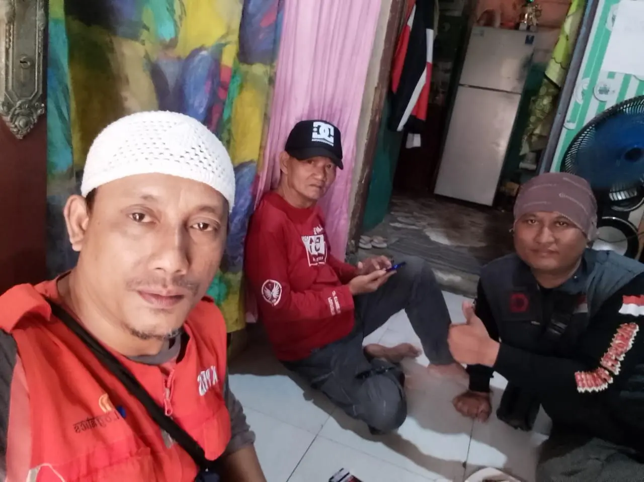 Kuatkan Solidaritas, Paguyuban JA’PERS Jenguk Bunda Yanti yang Terkena Musibah