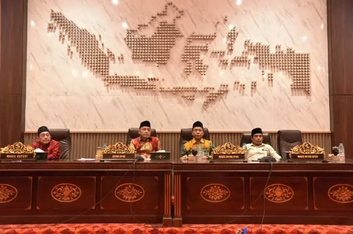 Banggar DPRD Sumenep Sampaikan Laporan Pembahasan Rancangan KUA-PPAS APBD 2026
