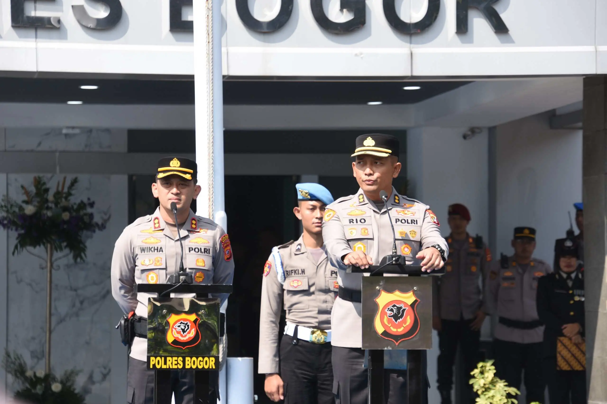 Penuh Haru dan Apresiasi, Parade Perpisahan AKBP Rio Wahyu Anggoro di Akhir Tugasnya Sebagai Kapolres Bogor