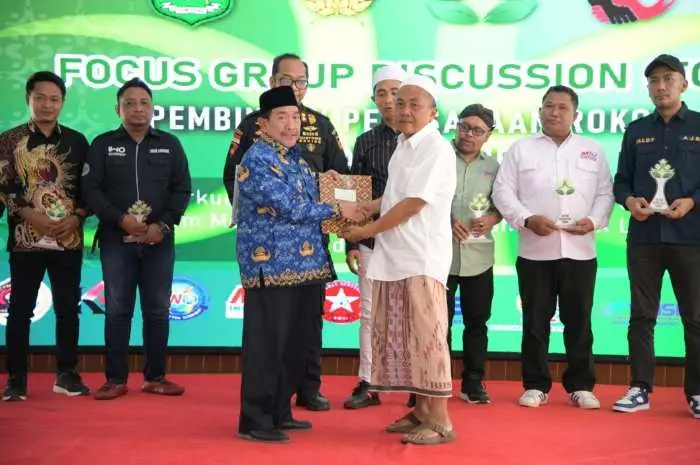 Aba H. Mukmin Tegaskan Industri Rokok di Sumenep Perlu Dibina, Bukan Dibinasakan