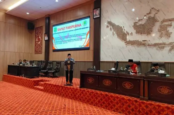 DPRD Sumenep Sampaikan Nota Penjelasan Tiga Raperda Lewat Rapat Paripurna