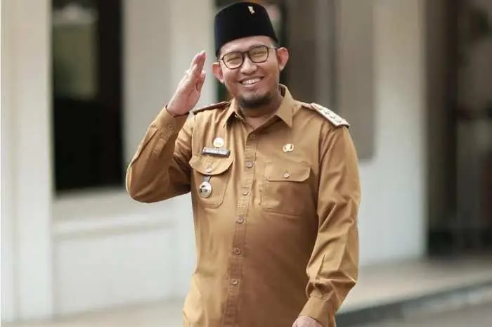 Instruksi ASN Pemkab Sumenep Memakai Peci Hitam di Bulan Juni, Bupati Sumenep; Simbol Hormat untuk Bung Karno