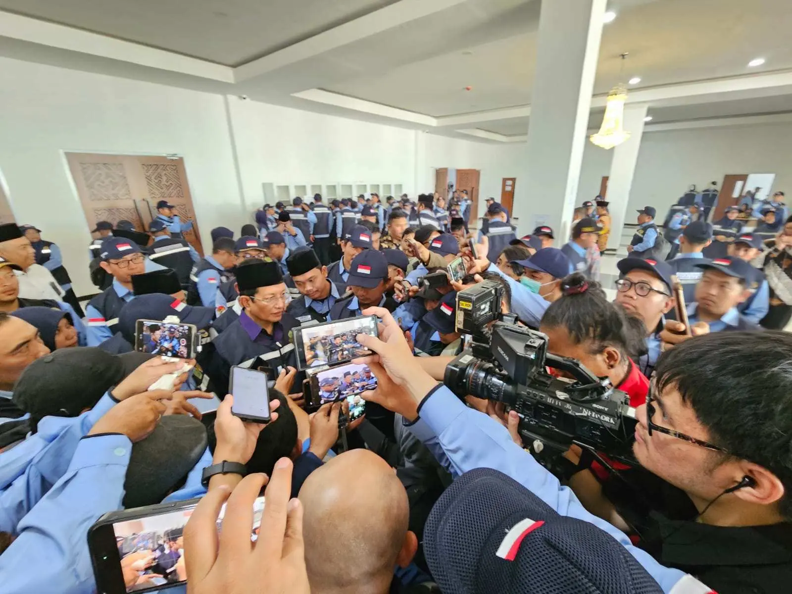 Menag Resmi Lepas PPIH Daerah Kerja Makkah di Asrama Haji Cipondoh