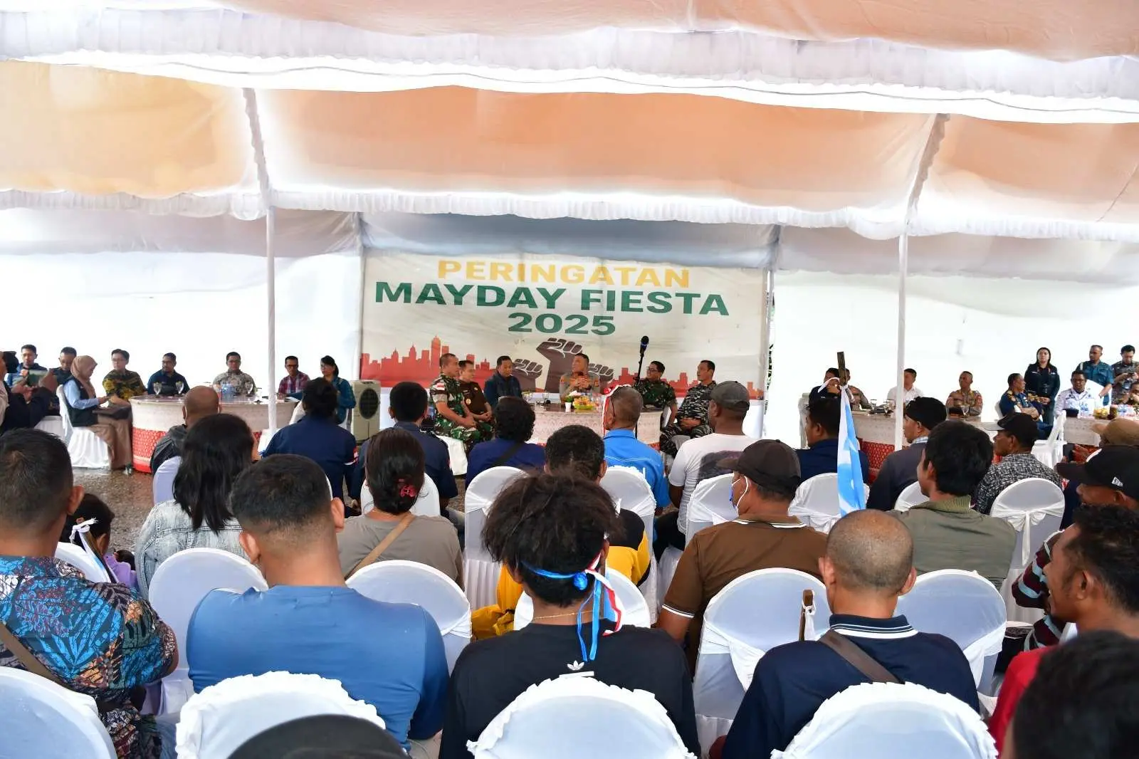 Kapolda NTT Irjen Pol Daniel Tahi Monang Silitonga Serap Aspirasi Buruh di Momen May Day 2025