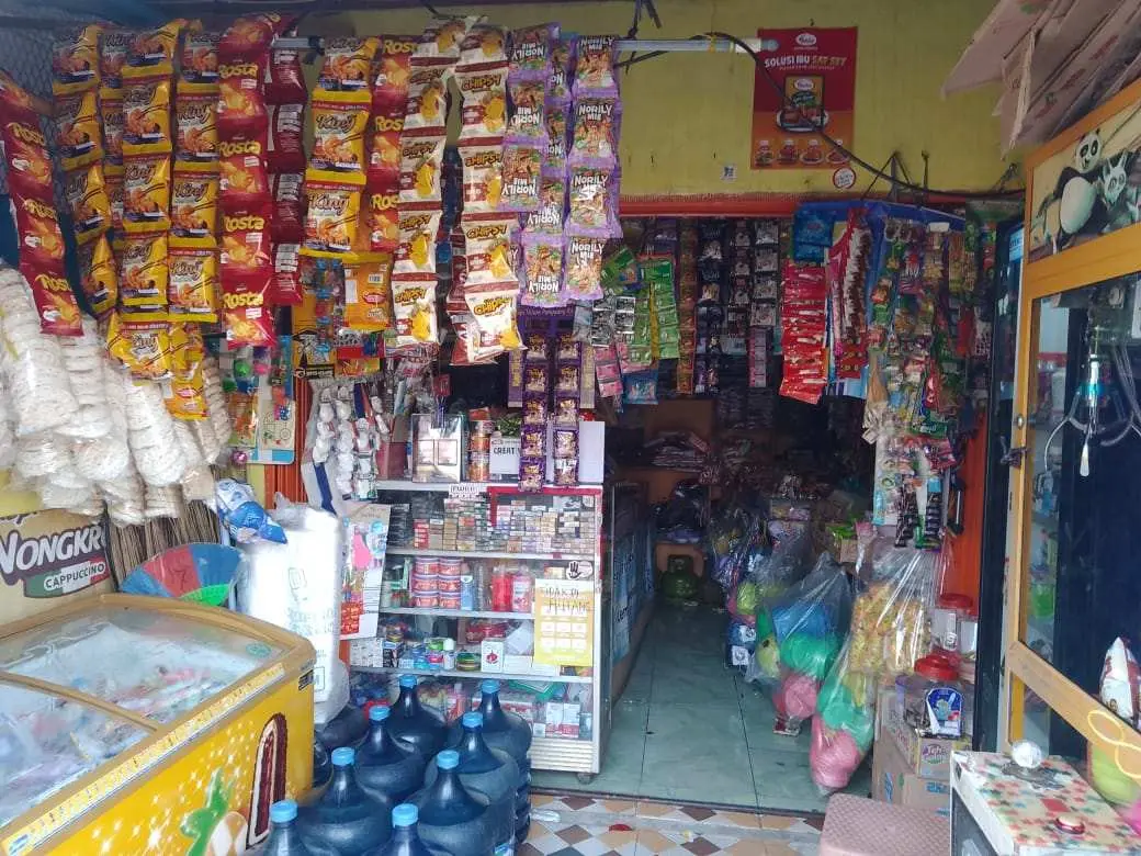 Ayo Mampir! Toko JA'PERS Sejahtera Milik Mpok Otih Zoel Sediakan Kebutuhan Rumah Tangga yang Lengkap dan Serba Ada