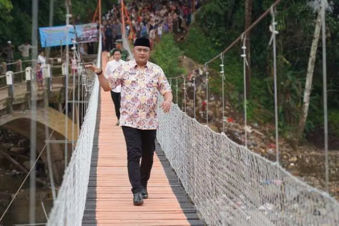Bupati Bogor Rudy Susmanto Resmikan Jembatan Rawayan, Akses Penghubung Kecamatan Megamendung dan Cisarua