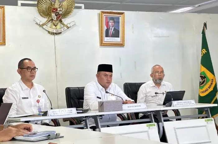 Bupati Bogor Rudy Susmanto Mengikuti Kegiatan Peluncuran IPKD dan MCP Tahun 2025 Secara Virtual