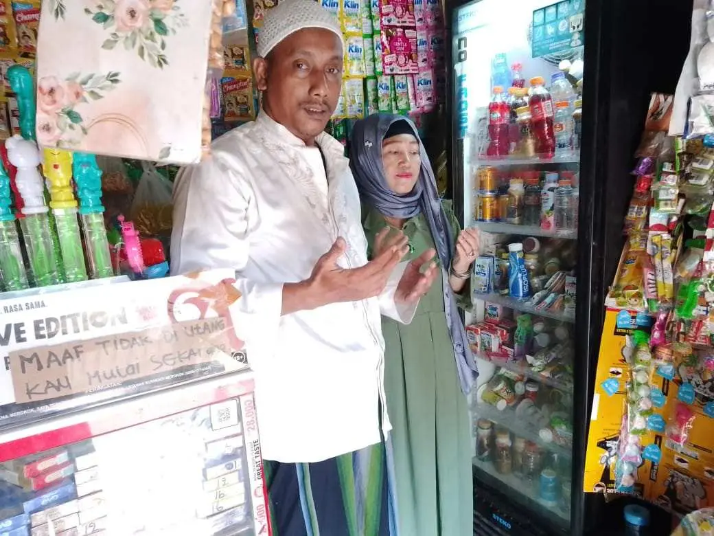 Toko Sembako Jasmi Sejahtera Ramai Pembeli, Pemilik Otih Zulkifli Ucapkan Syukur Alhamdulillah