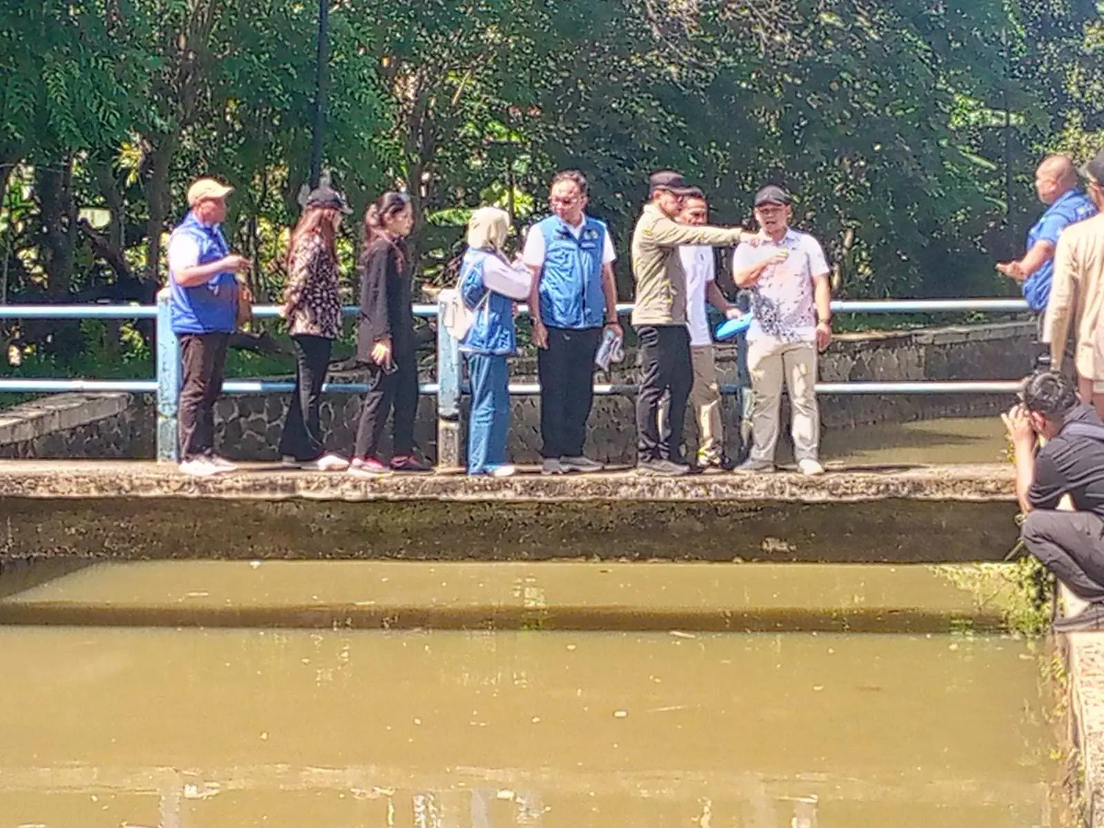 Berkunjung ke Sentra Minapolitan Ciseeng, Wamendagri Janji Dorong Bantuan Dana Perbaikan Infrastruktur Irigasi dan Jalan