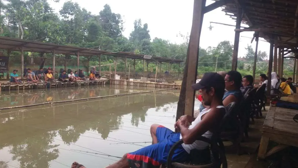 Peduli Korban Kebakaran, Komunitas Pemancing Abah Ajum Galang Donasi