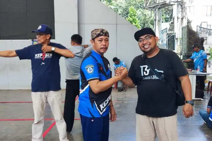 IWO Support KEPUBER Kembangkan Olahraga Tradisional Ketapel di Purwakarta