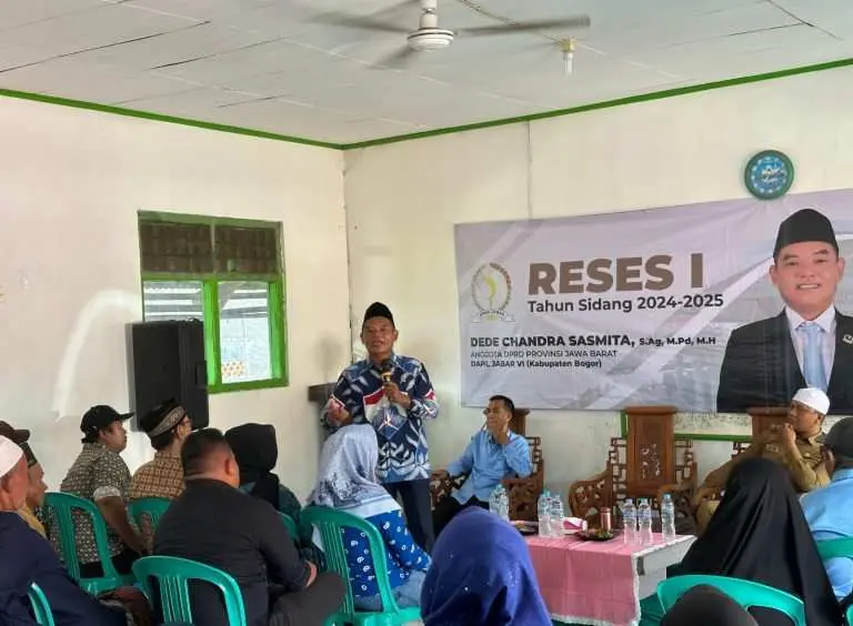 Anggota Komisi V DPRD Jabar Fraksi Demokrat Bantu Pembangunan Masjid Miftahul Jannah di Desa Benteng