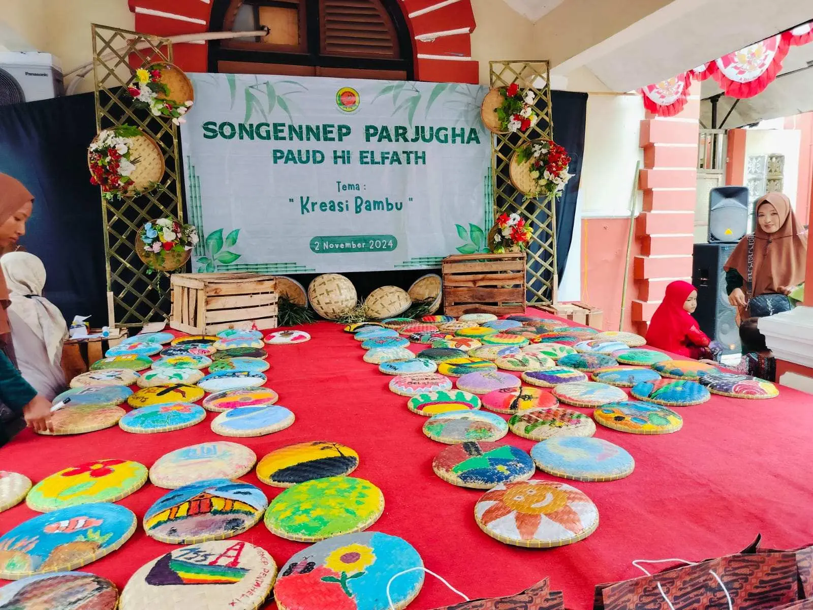 Lewat Program 'Songennep Parjugha' 2024, PAUD El Fath Sumenep Kenalkan Produk Lokal dari Anyaman Bambu Sebagai Warisan Budaya kepada Siswa