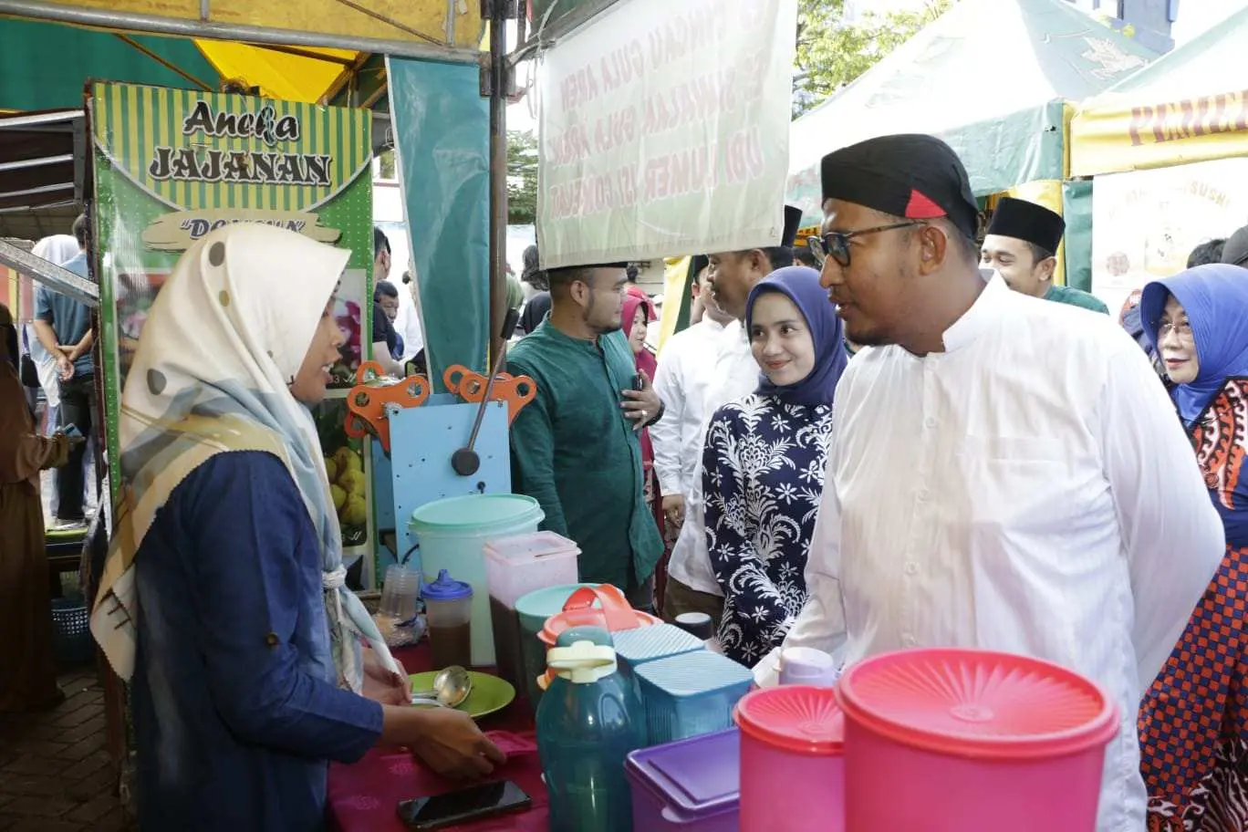 Merasa Terayomi Oleh Kebijakan Bupati Fauzi, Para Pelaku UMKM di Sumenep Teriak Lanjutkan 2 Periode dan Siap Menangkan Paslon FAHAM