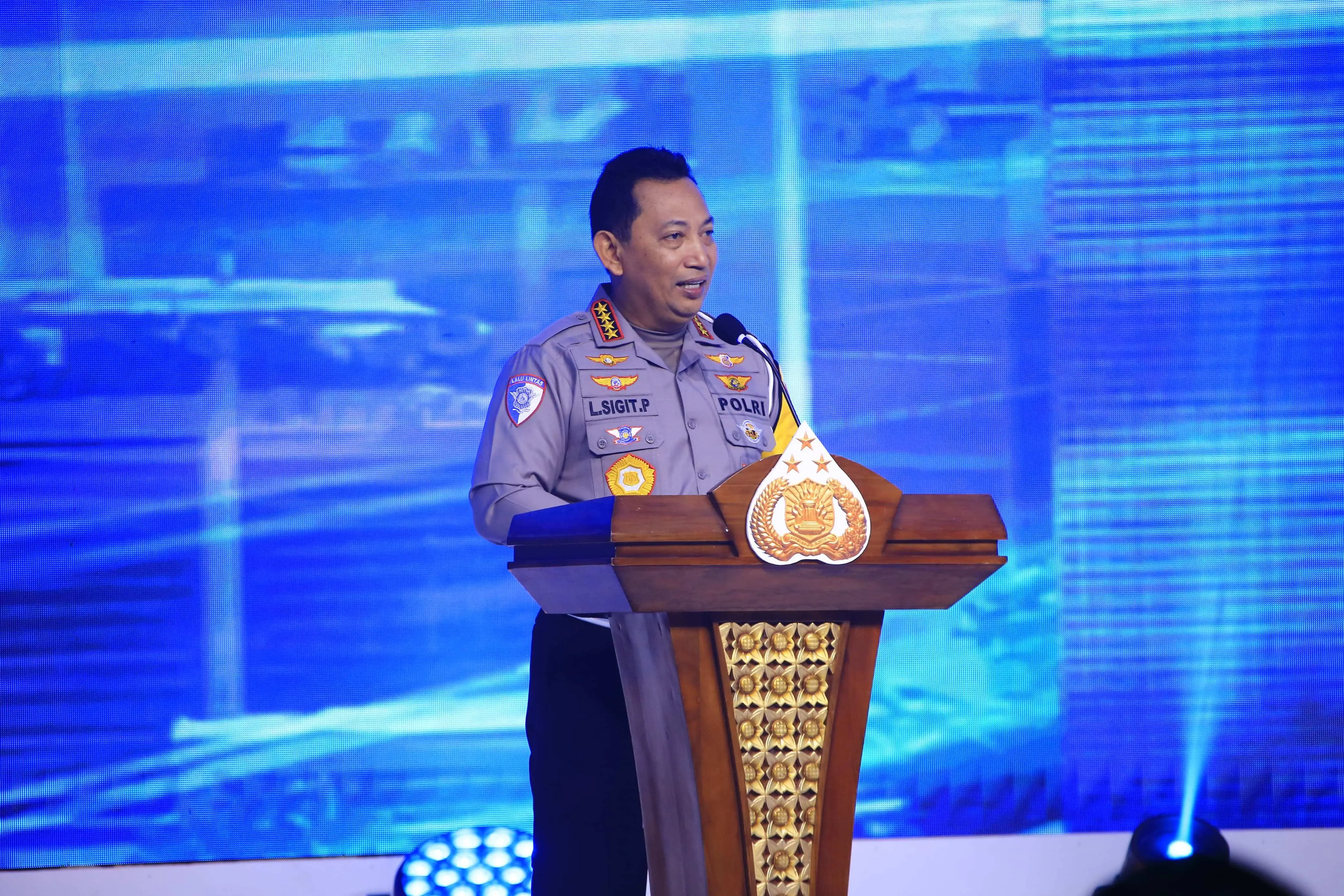 Hari Lalu Lintas Bhayangkara ke 69, Kapolri: Terus Berinovasi dan Profesional Agar Semakin Dicintai Masyarakat