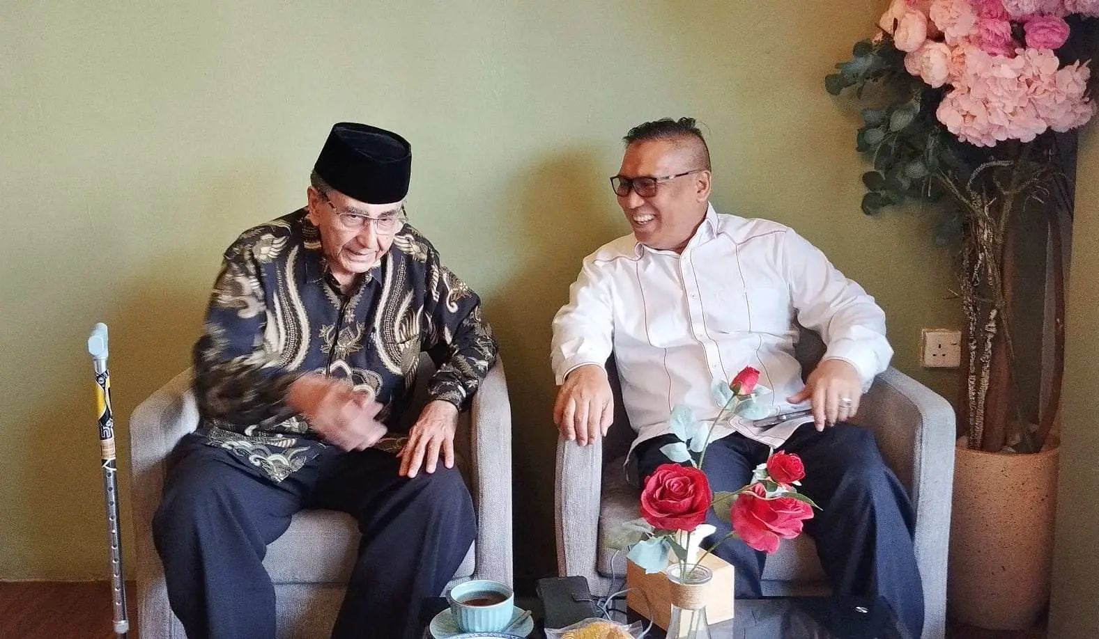 Mantan Gubernur Kepri Ismeth Abdullah Optimis Cawagub Nyanyang Haris Pratamura Kuasai Persoalan