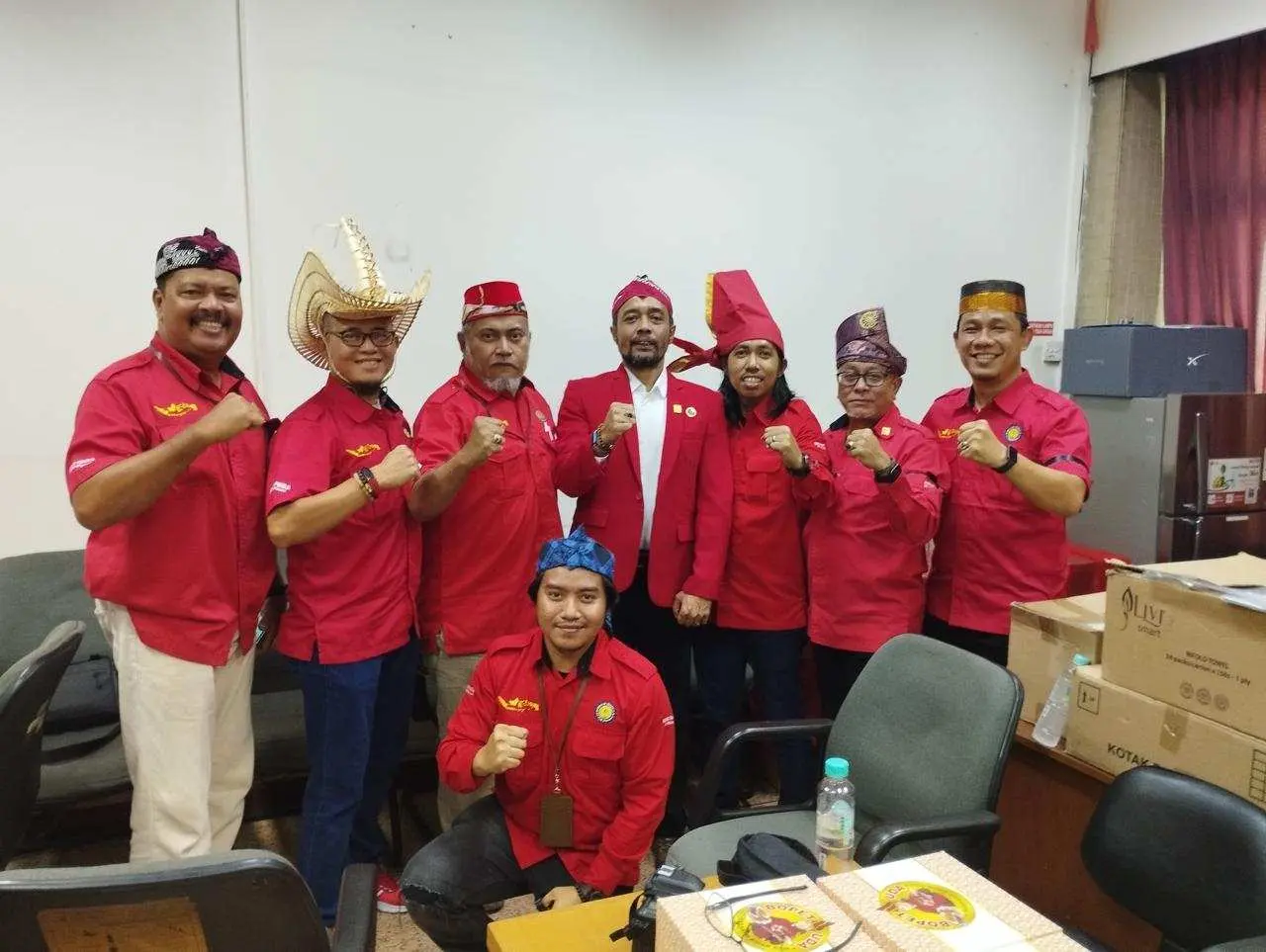 Power Wheeling: Benalu dalam Transisi Energi Nasional !!! TOLAK POWER  WHEELING!!!