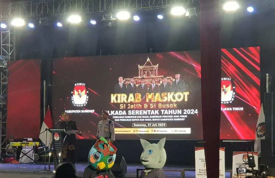 Sambut Pilkada Serentak 2024, KPU Sumenep Gelar Kirab Maskot Si Jalih dan Si Busok