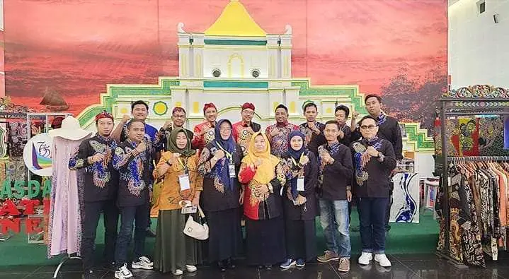 Kenalkan Beragam Produk Batik Tulis Terbaiknya, Dinkop UKM dan Perindag Sumenep Ikut Ramaikan Pameran Batik Bordir dan Aksesoris Fair 2024