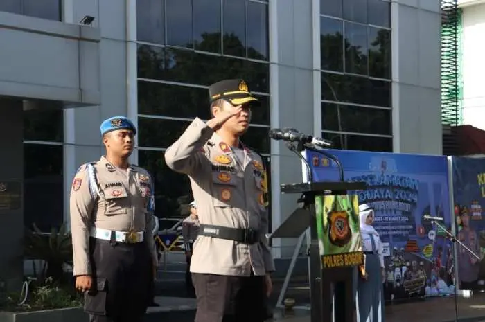Pimpin Apel Gelar Pasukan Operasi Keselamatan Lodaya 2024, Wakapolres Bogor Ingatkan Pentingnya Kerjasama Seluruh Anggota