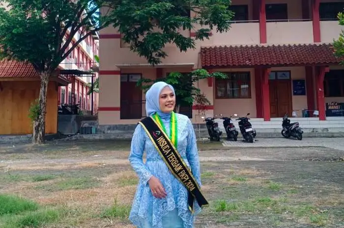 Sempat Tak Percaya Diri, Khoirun Nisa Mahasiswi IAIN Madura Asal Sumenep Raih Predikat Wisudawan Terbaik dengan IPK 3,73 