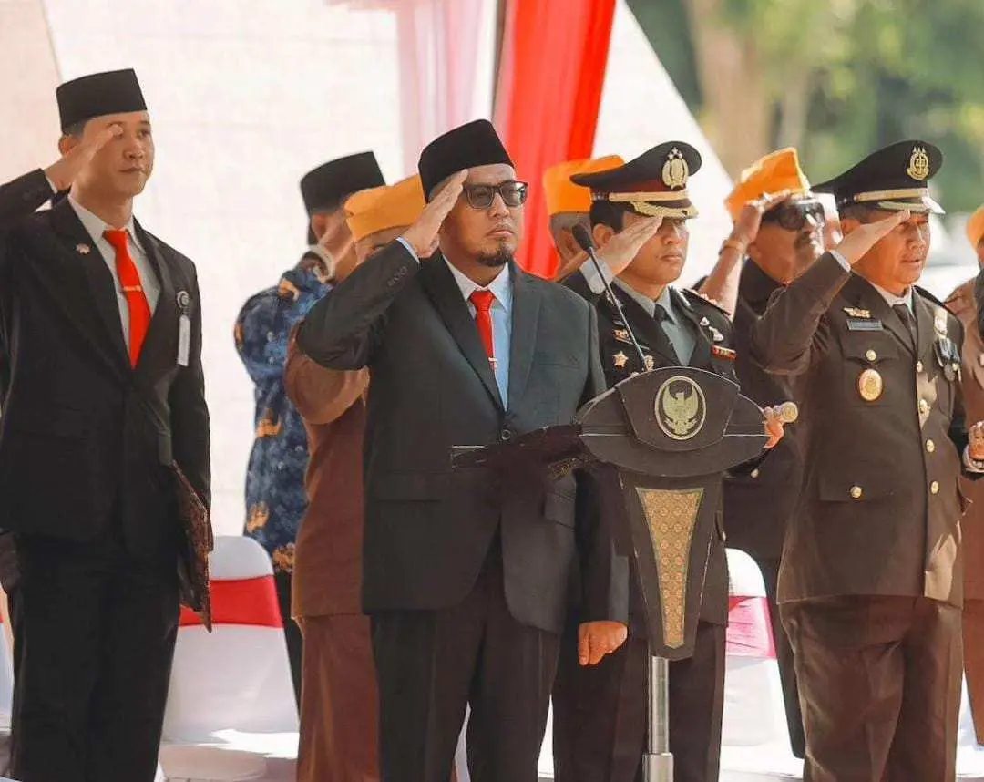 Pimpin Upacara Hari Pahlawan ke-78, Bupati Sumenep Siap Perangi Kemiskinan
