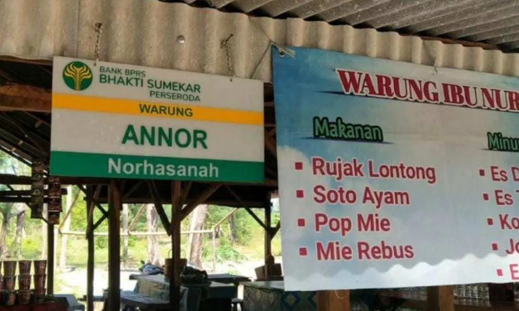 Puluhan UMKM di Tempat Wisata Lombang, Terima Kredit murah dari BPRS Bhakti Sumekar Sebesar Rp8 Juta