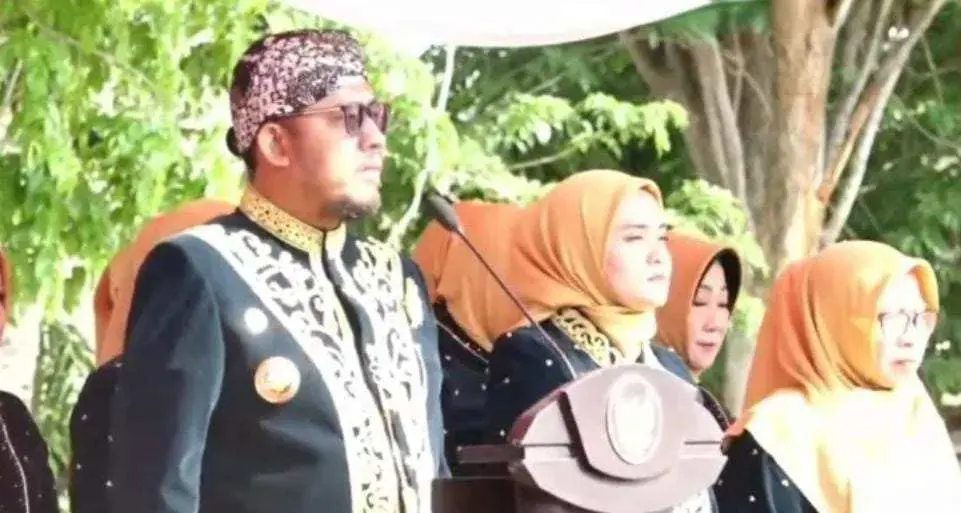 Hadiahkan Kesuksesan di Hari Jadi ke 754, Bupati Sumenep Berhasil Turunkan Angka Kemiskninan dan Pengangguran