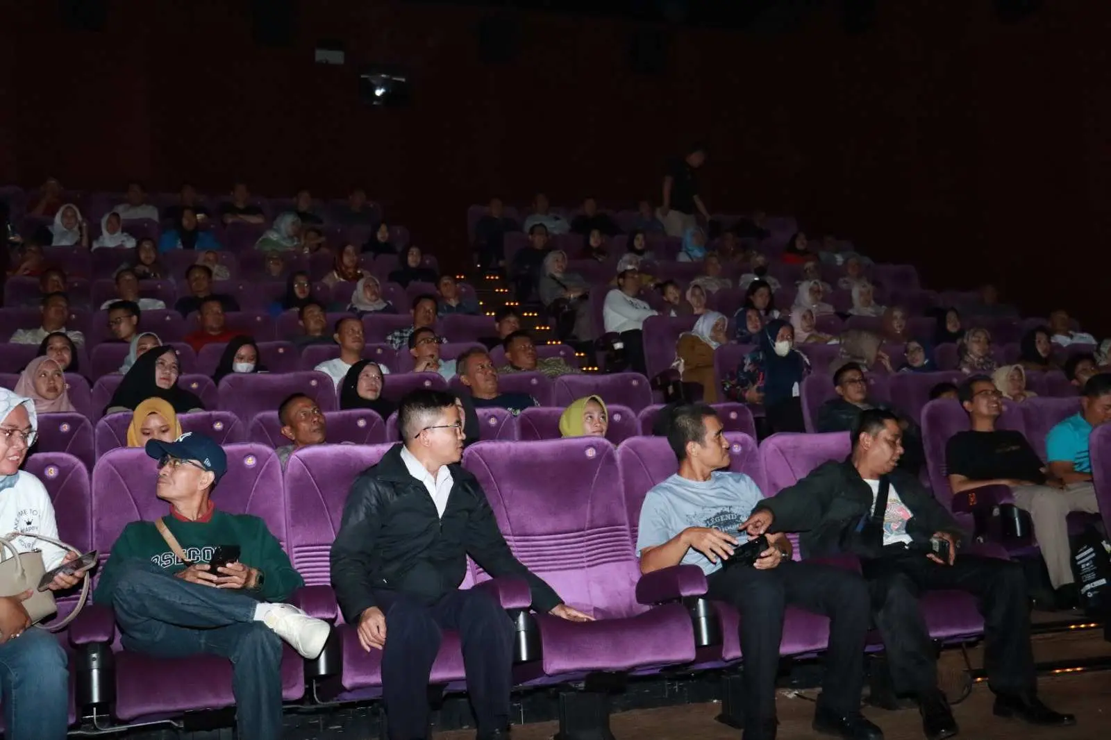 Peringati HKGB ke 71, Polres Bogor Gelar Nobar Film Penuh Inspiratif ‘Aku Rindu’