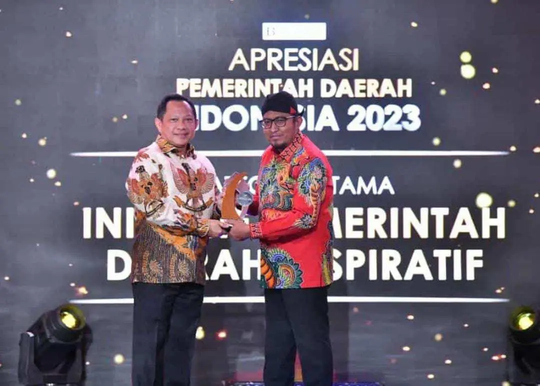 Gencar Ciptakan Trobosan Baru, Pemkab Sumenep Raih 2 Penghargaan dari B Universe
