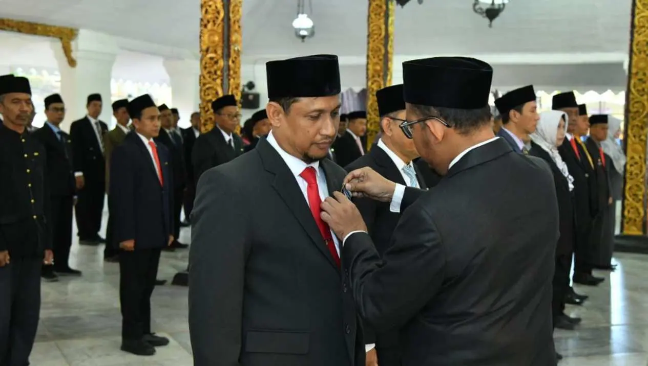 Ratusan ASN Terima Satyalancana Karya Satya, Bupati Sumenep Minta Lebih Kreatif dan Inovatif