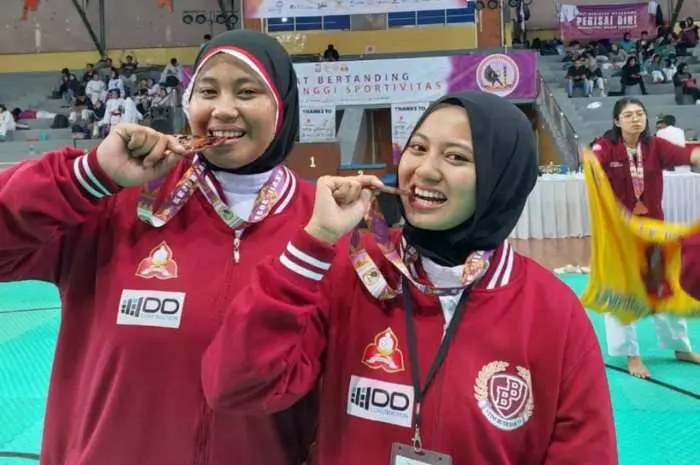 Nur Aisah Mahasiswi STIM Budi Bakti Dompet Dhuafa Raih Juara 1 Kejuaraan Pencak Silat Tingkat Nasional