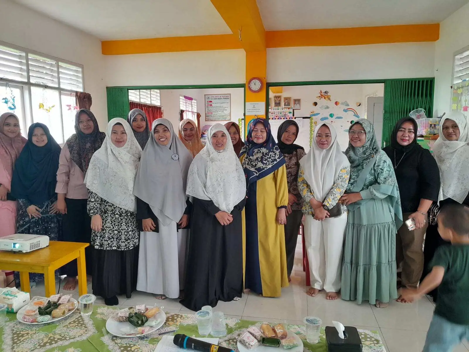 Bangun Sinergi Antar Orangtua dan Guru, TKIT Cahaya Madani 1 Pringsewu Hadirkan Psikolog