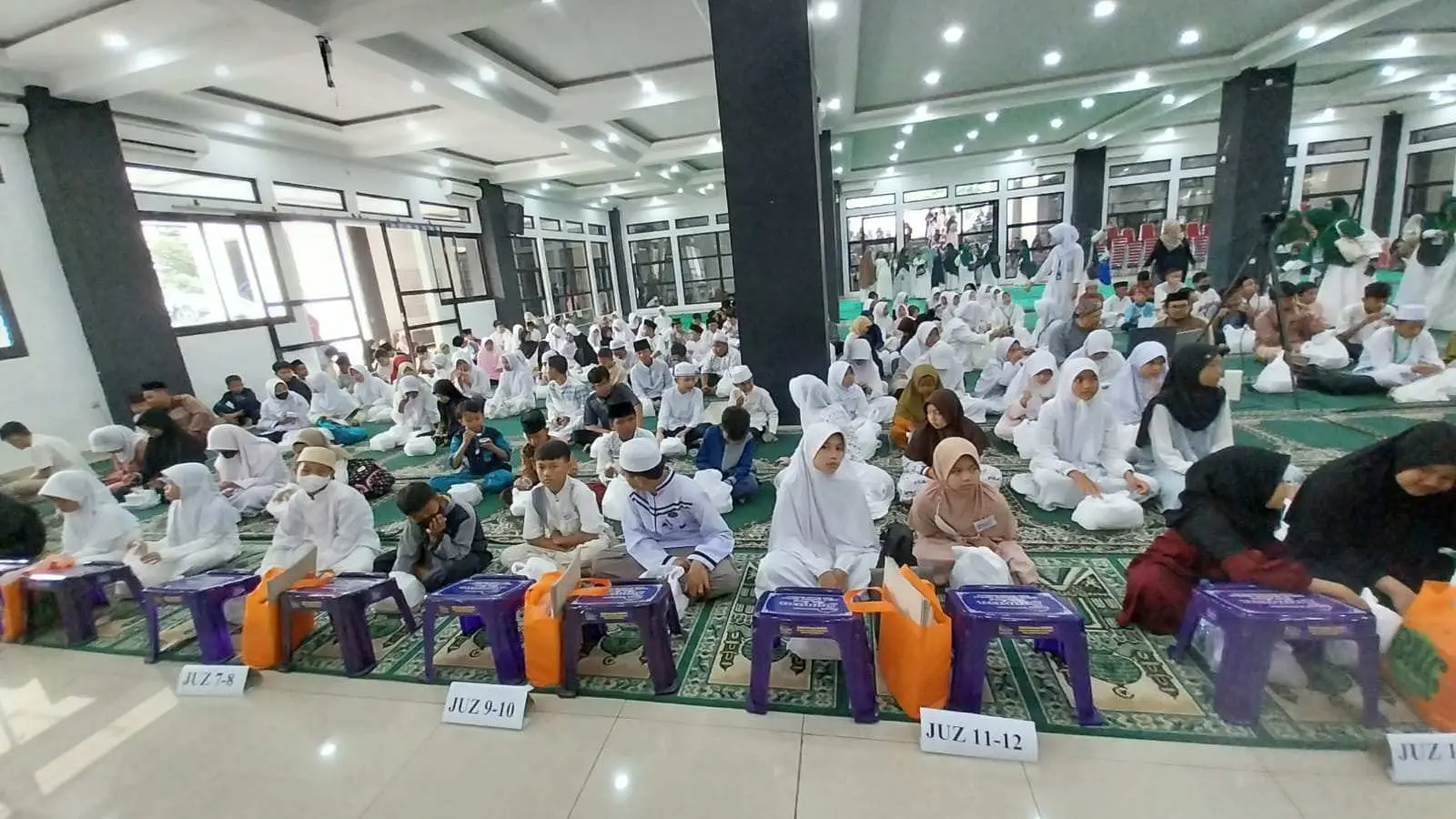 Semarak Muharram, Ratusan Anak Yatim Ikuti Acara Bogor Menulis Al Qur’an