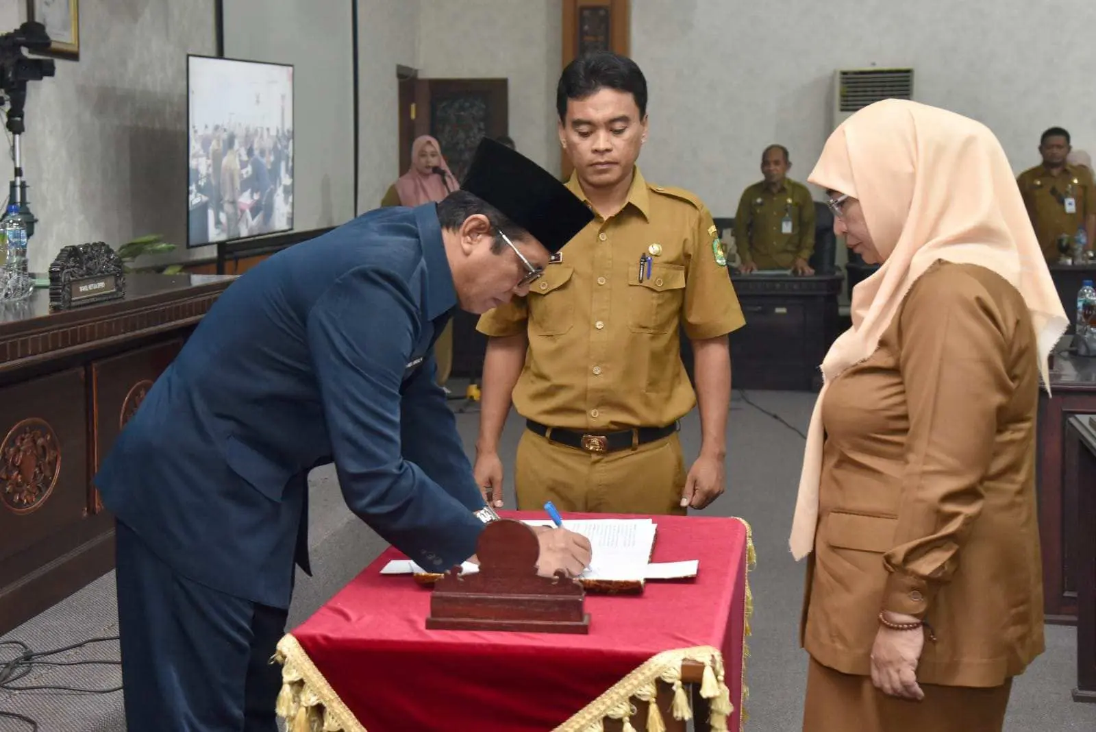 DPRD dan Pemkab Sumenep Tandatangani Bersama Naskah Raperda Pertanggungjawaban Pelaksanaan APBD 2022