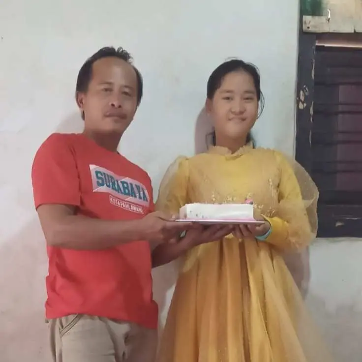 Putri Kedua Kabiro Koran Trabas.co Rayakan Ulang Tahun ke 12