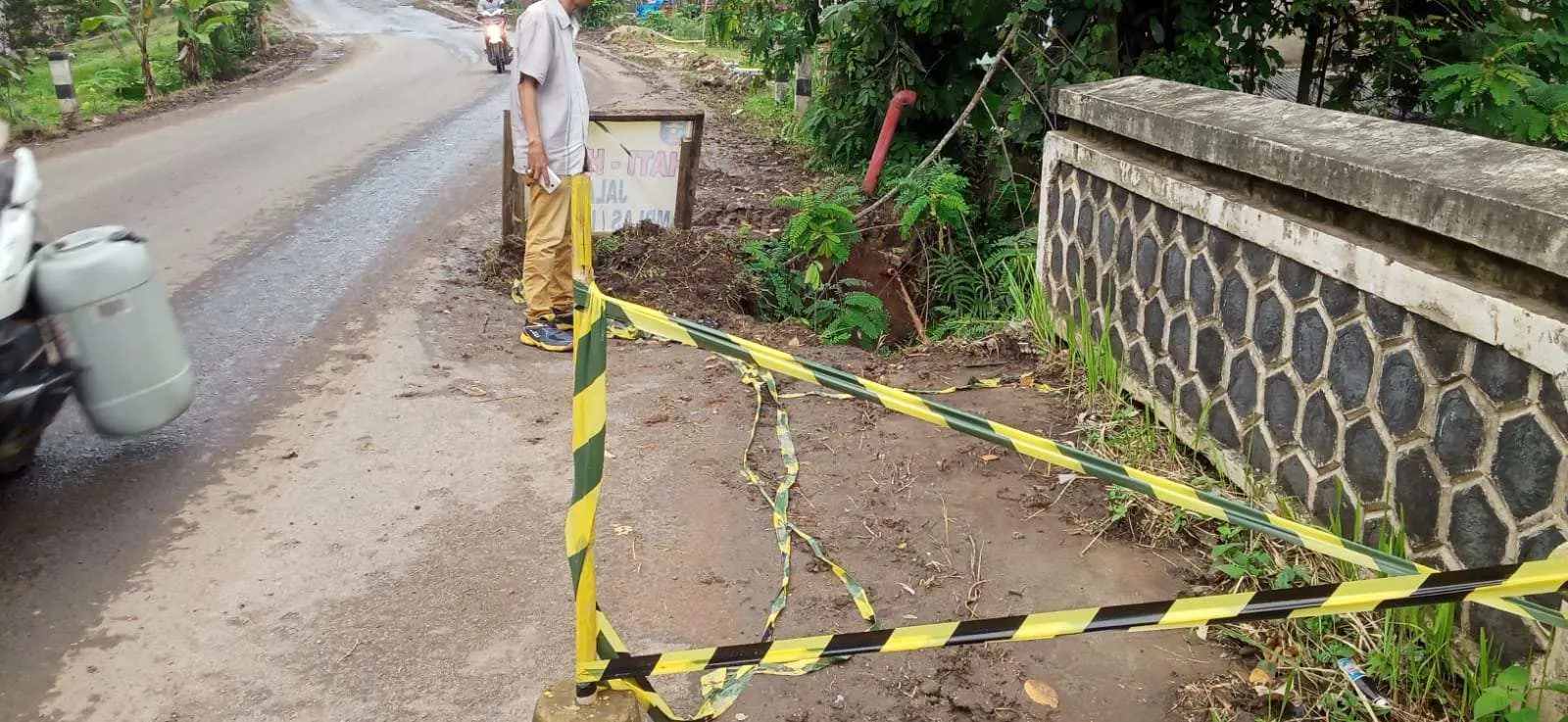 Soal Jebolnya Aspal di Bibir Jembatan Suka Marga II, Ini Tanggapan PUPR Pesawaran