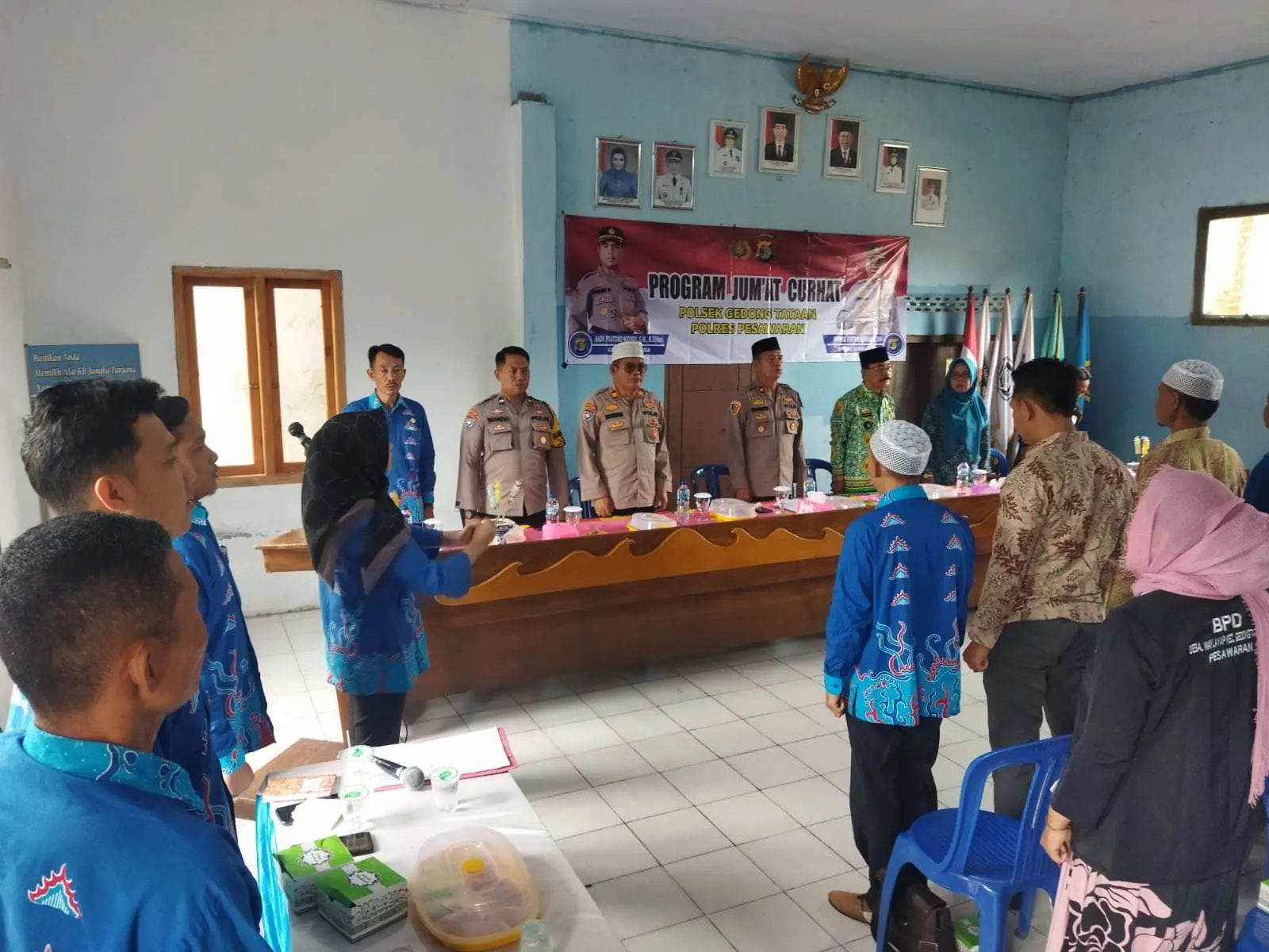 Serap Aspirasi Masyarakat, Kapolsek Gedong Tataan Giat Jumat Curhat di Desa Way Layap