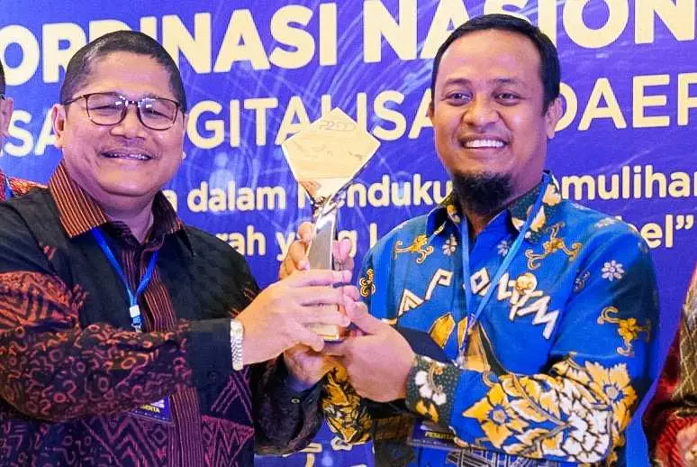 Transaksi Non Tunai Meningkat, Pemprov Sulawesi Selatan Raih Penghargaan Provinsi Terbaik se-KTI