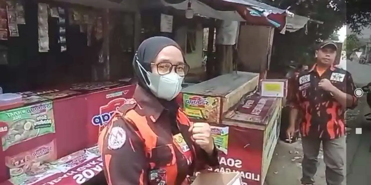 Ranting PP Desa Bojong Turun ke Jalan Galang Dana untuk Korban Gempa Cianjur