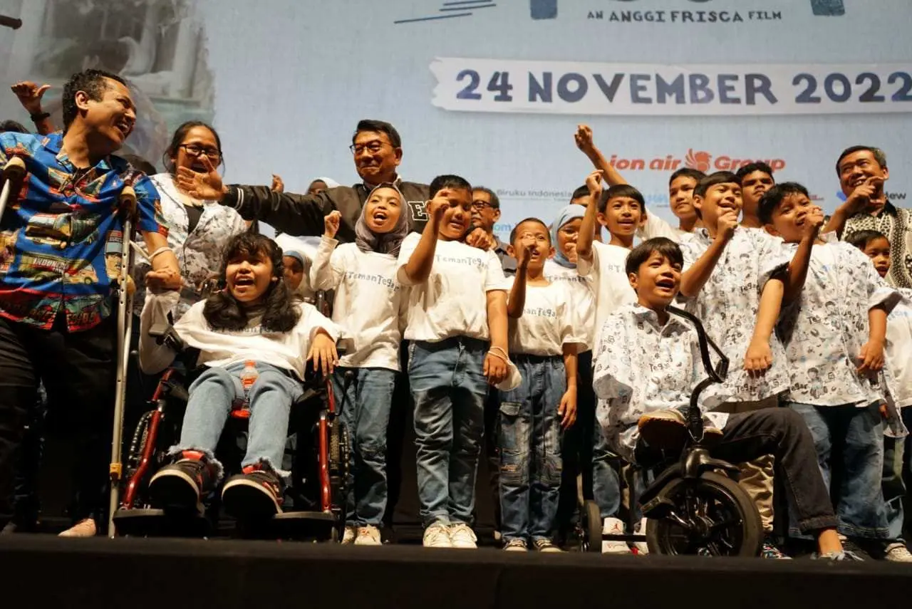 Jelang Hari Disabilitas Internasional, DDV dan Aksa Bumi Langit Gelar Nobar bersama Anak-anak Kurang Beruntung