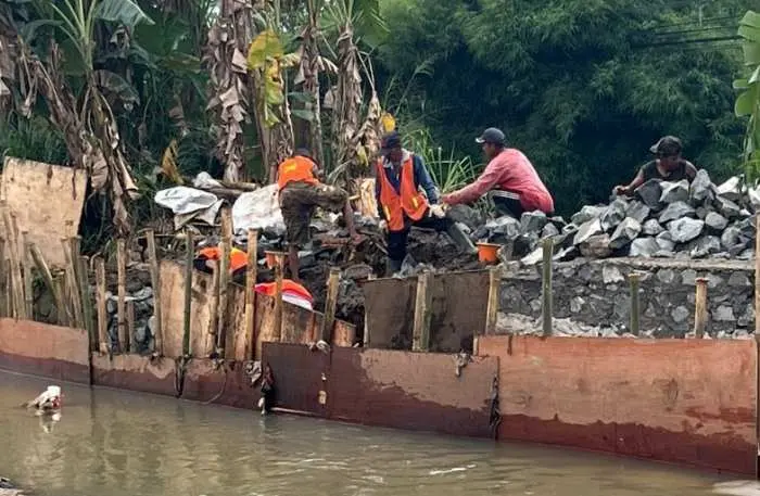 Meminimalisir Volume Air Agar Mutu Beton Terjaga, Penyedia Jasa Siagakan 6 Alkon dan 250 Pekerja