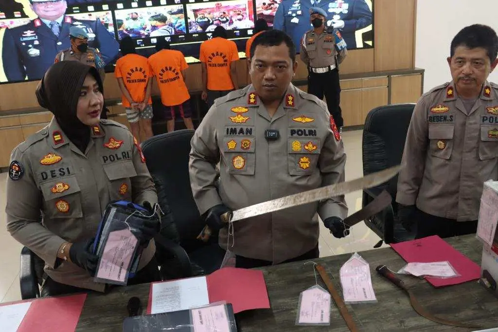 Ngaku Gangster, 4 Pelaku Pencurian di SDN 04 Cihideung Ilir Diringkus Unit Reskrim Polsek Ciampea