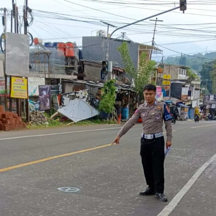 Laka Lantas Libatkan Motor dan Truck di Jalur Puncak, Kasat Lantas Polres Bogor Sebut Ada Unsur Kelalaian Pengendara