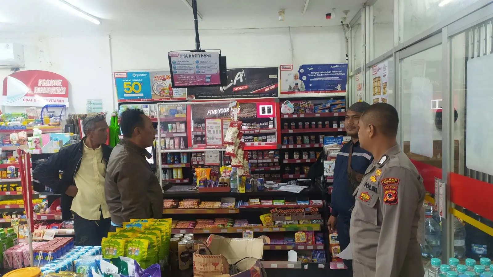 Upaya Perampokan di Sebuah Minimarket di Wilayah Nanggung Bogor Gagal, Aksi Pelakunya Diketahui